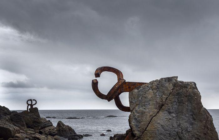 Skulpturen von Chillida in San Sebastián