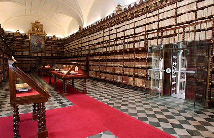 Die schönsten Bibliotheken in Spanien