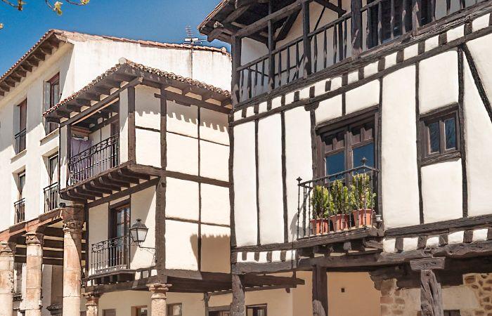 pueblos con más encanto en Navidad: Covarrubias, en Burgos