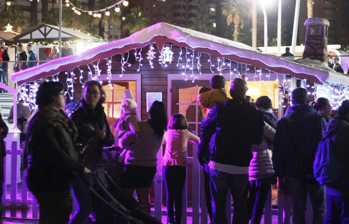 Weihnachtsmarkt von Muelle Uno, Málaga