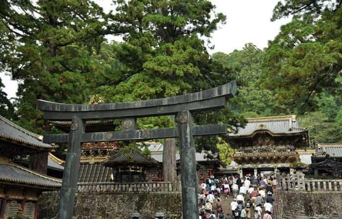 Japan ist eines der exotischen und sicheren Reiseziele, die wir empfehlen. Die Kriminalitätsrate ist praktisch null
