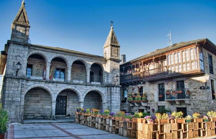 Dorfplätze: Puebla de Sanabria, Zamora