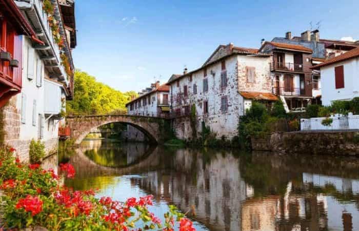 Saint Jean Pied de Port, Nouvelle Aquitaine, im Französischen Baskenland