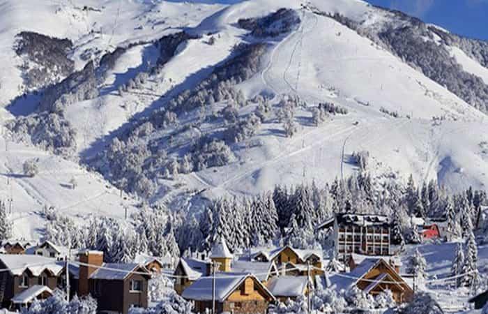 Cerro Catedral, Argentinien, wird von Familien zum Skifahren im August gewählt