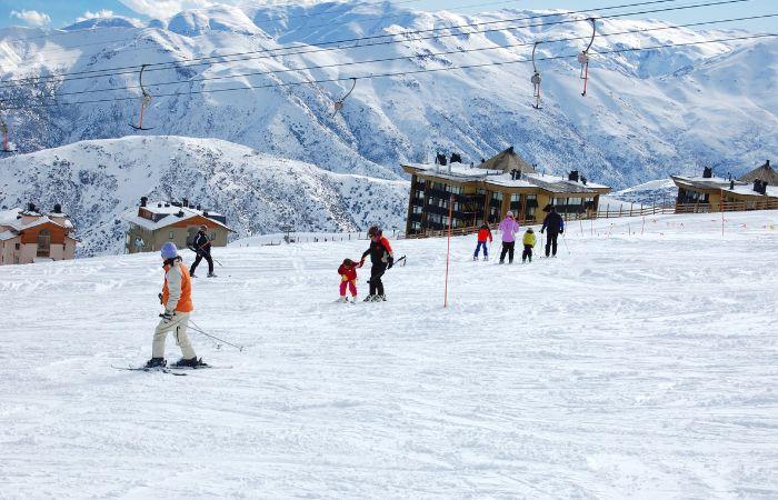 Skifahren im August: El Colorado, Chile