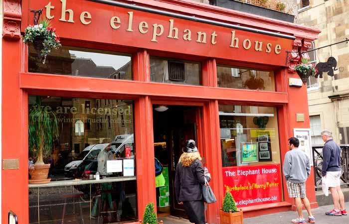 Harry Potter: The Elephant House Bar J.K. Rowling