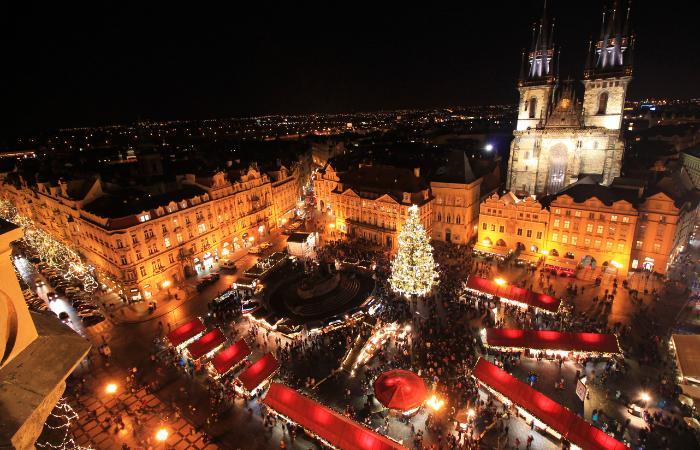 Altstadt von Prag, Tschechische Republik, zu Weihnachten