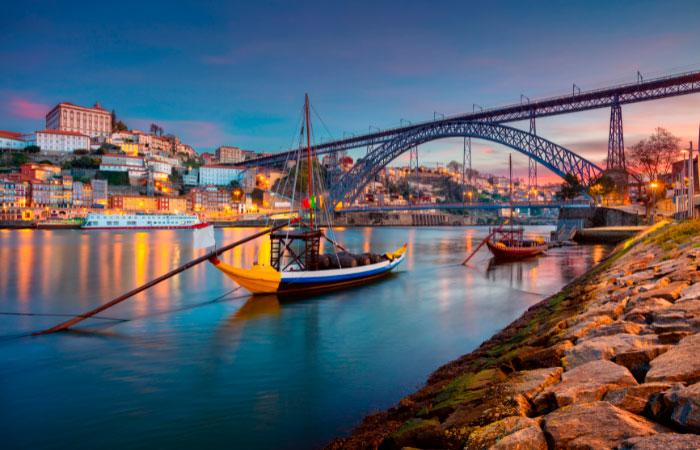 Porto, Portugal destinos a duas horas de voo de Madri