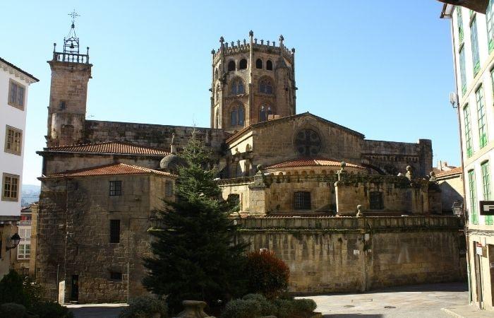 Cidades espanholas com história: Orense, vistas da catedral