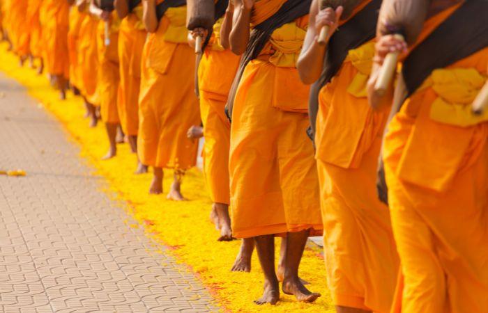 Curiosità sulla Thailandia: monaci buddisti