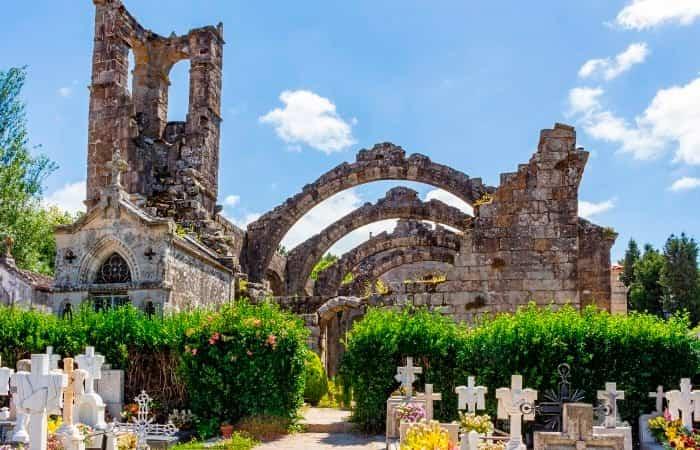 cemitérios: Cemitério de Cambados