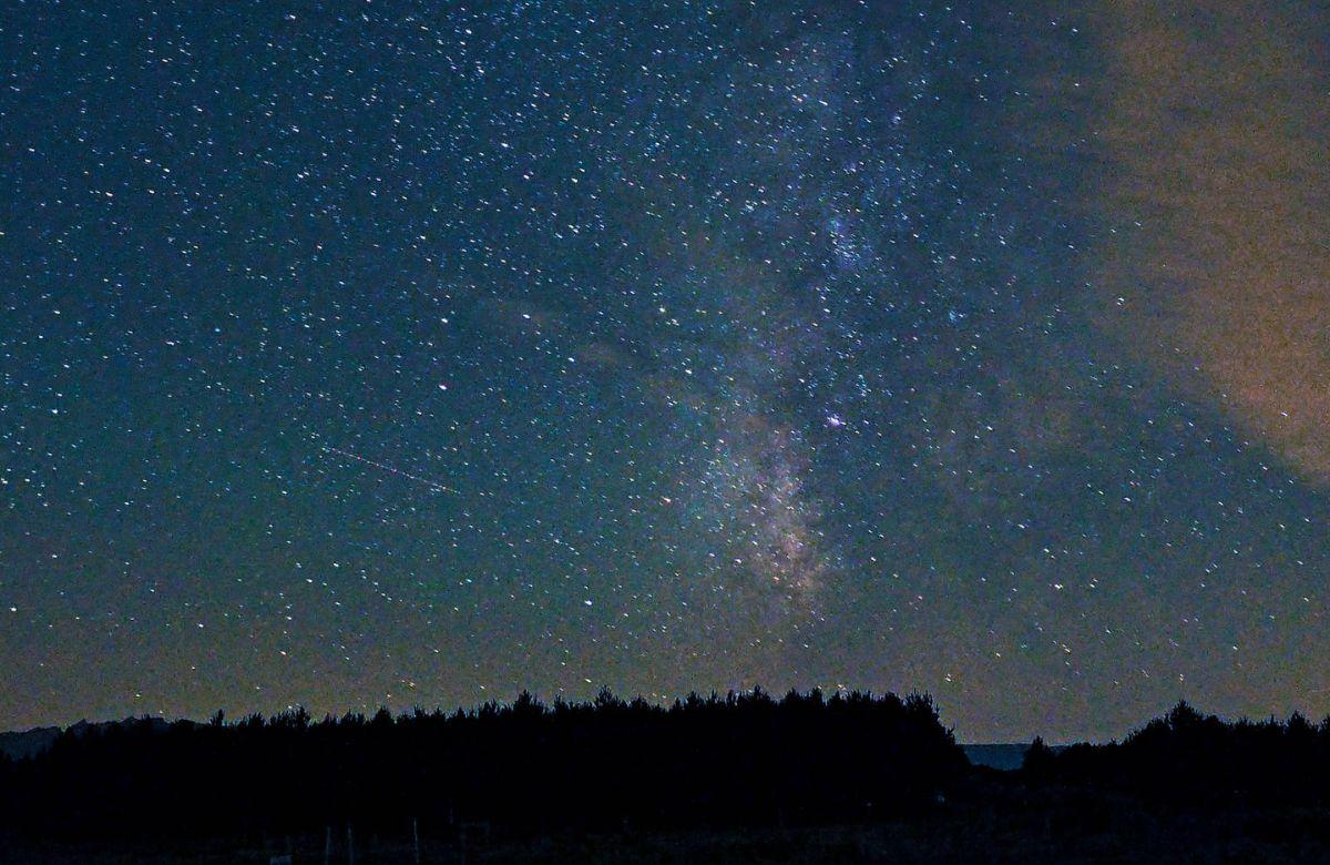 Pioggia di stelle delle Perseidi nella Sierra de Gredos