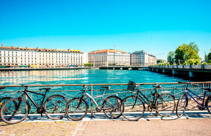 Genf, Schweiz Fahrräder am Fluss