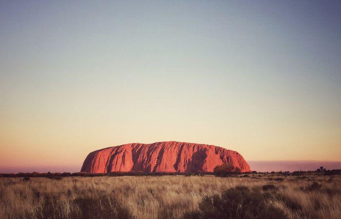 Austrália com crianças: Uluru, também conhecido como Pedra de Ayers