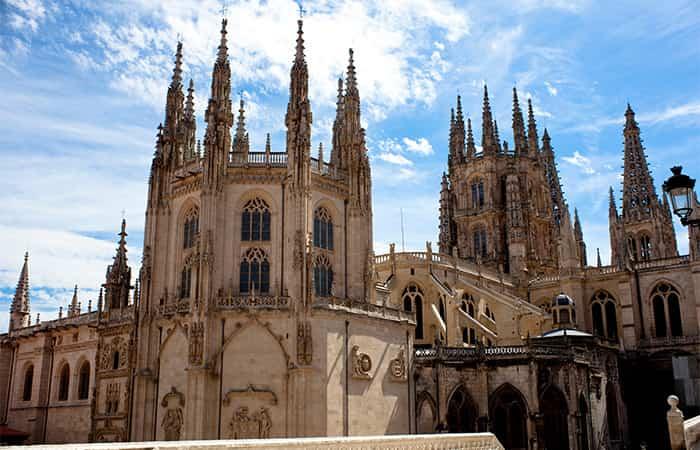 älteste Städte jeder Provinz: Burgos, Kastilien und León