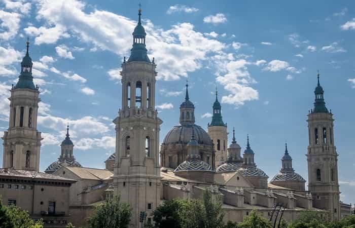 Zaragoza com crianças