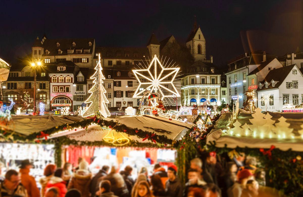 Weihnachtsmarkt in Basel, Schweiz
