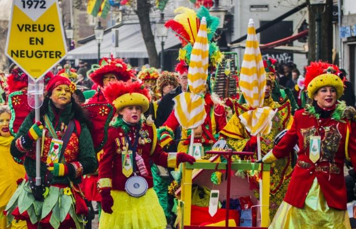 Karneval mit Kindern: bunte Parade in Maastricht