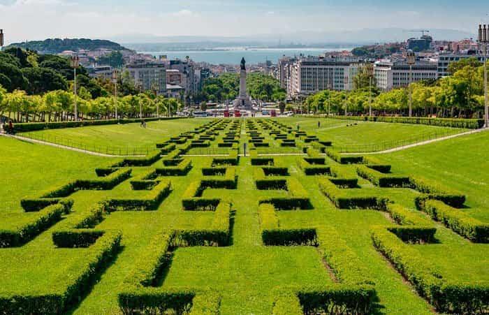 Eduardo-VII-Park mit dem Marquês de Pombal im Hintergrund