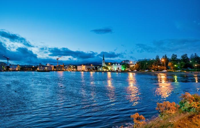 Reykjavik mit Kindern Tjörnin-See