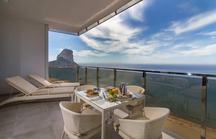 SUITOPÍA Sol y Mar Suites Hotel, in Calpe