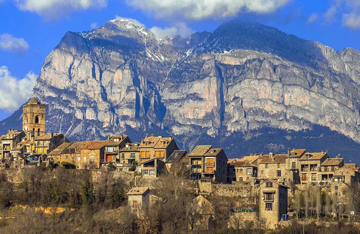 Panoramica di Aínsa