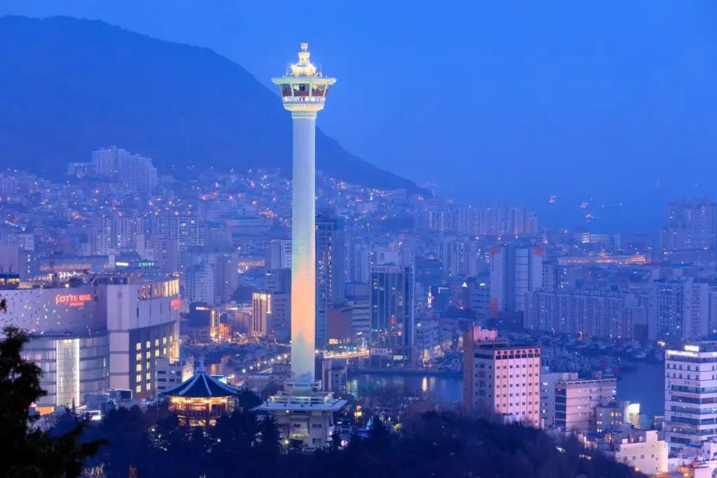 torre de busan en corea del sur